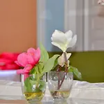 En